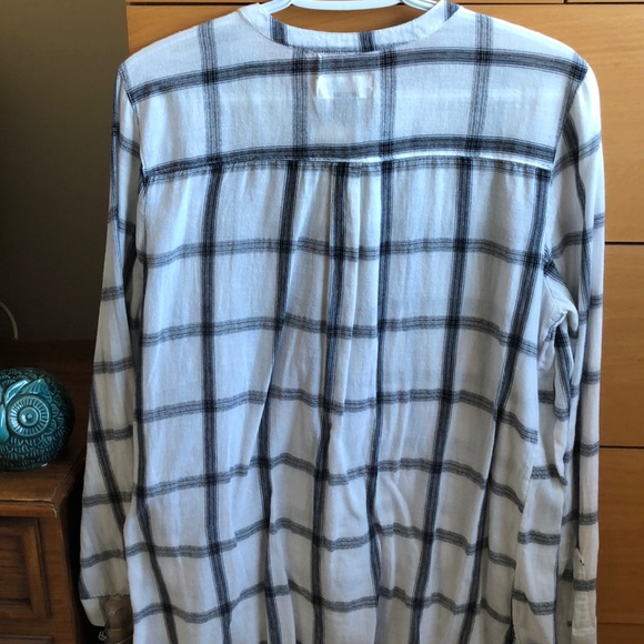 White Plaid Tunic - Picture 3 of 4
